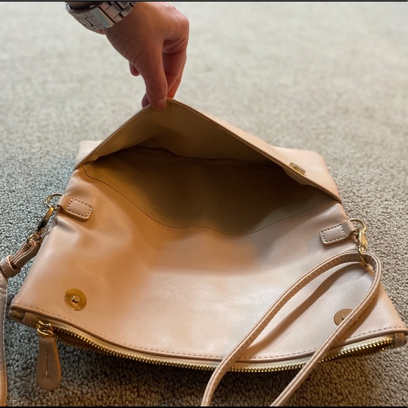 Pale Pink Floral Embodied 3-n-1 purse - Picture 6 of 11